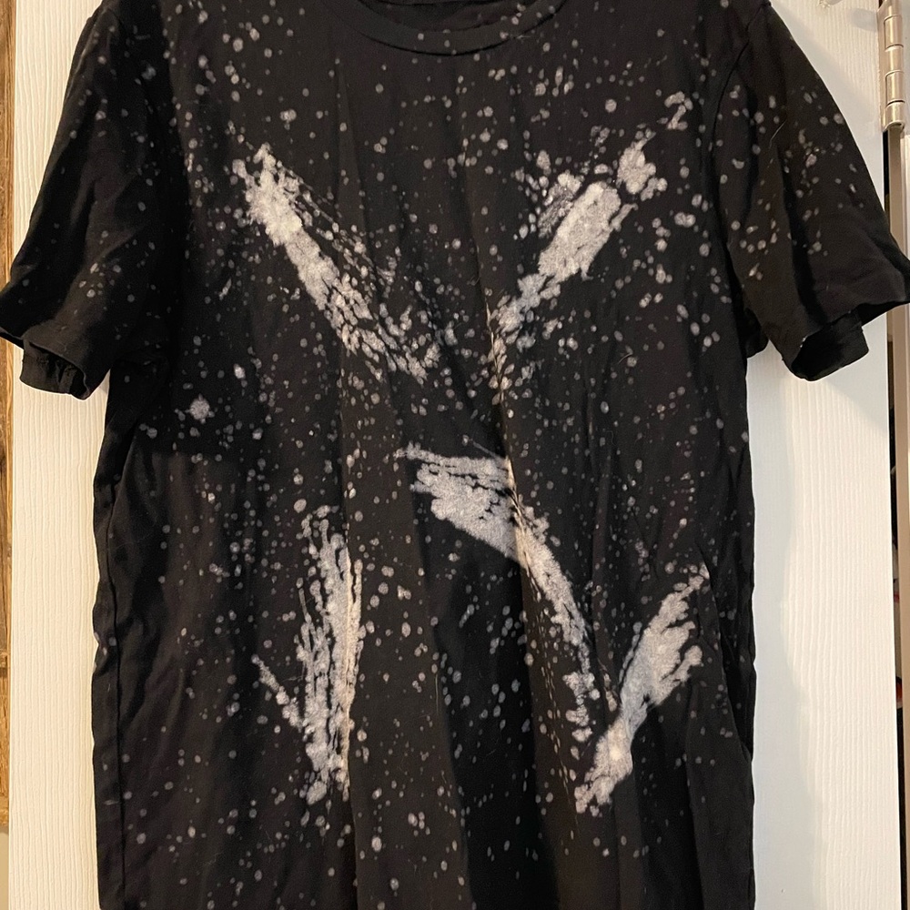 Buddy Love Black and White Abstract Tee